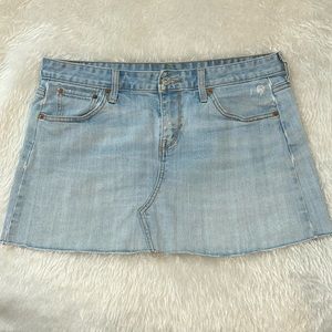 Levi’s Denim Mini Skirt